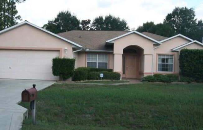 Beautiful 4-Bedroom, 2-Bath Home with Fenced Yard & Screened Porch – Indian Trails Area!