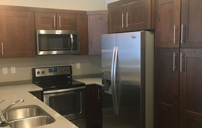 2 beds, 2 baths, $1,495, Unit 245