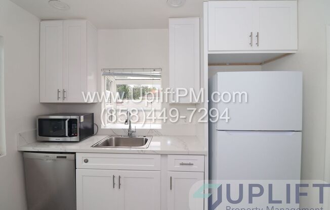 3 beds, 2 baths, 1,300 sqft, $6,250