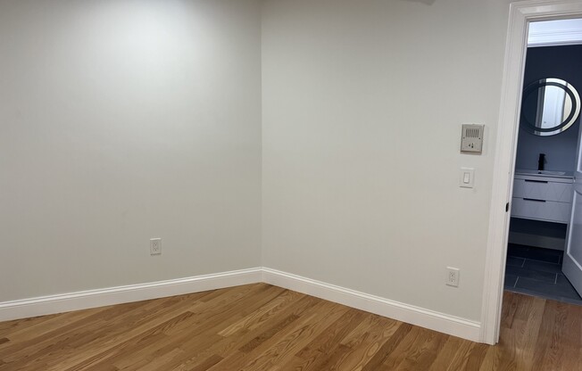 11 HENCHMAN ST