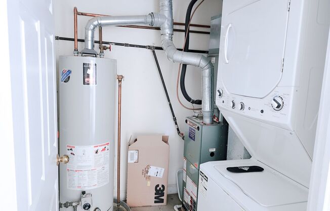 1634 Huron in West Town