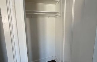 Studio, 1 bath, 450 sqft, $1,250, Unit Unit 306
