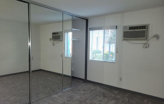 1 bed, 1 bath, 735 sqft, $2,560, Unit 38