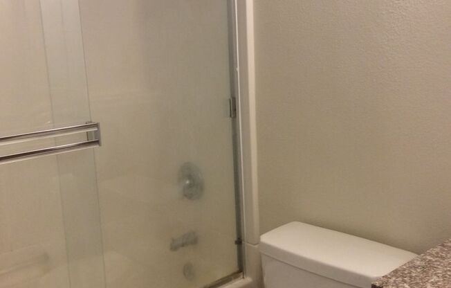 2 beds, 1 bath, 740 sqft, $1,500, Unit 116