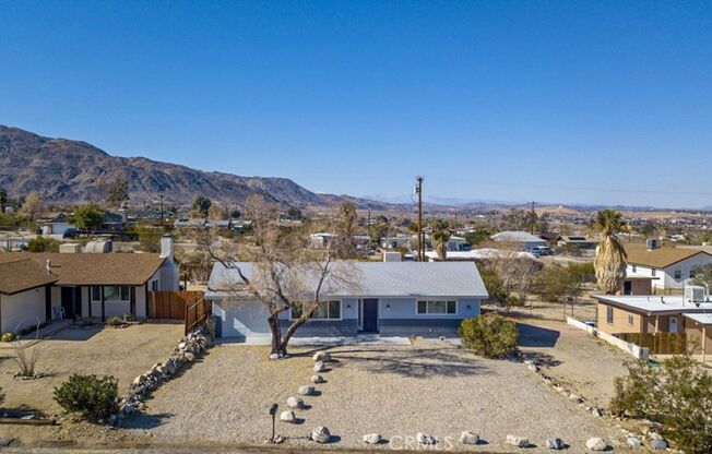 Beautiful 2 Bedroom Home
