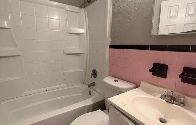 7457-7465 Grant Ave. - PICKETTS S/D SIBBALD GRNT