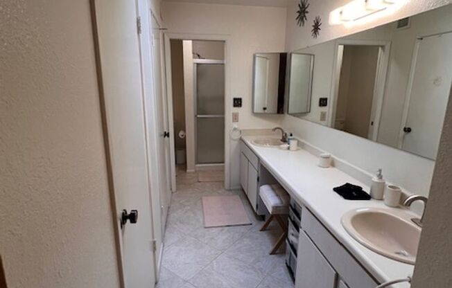 2 beds, 2 baths, $3,000