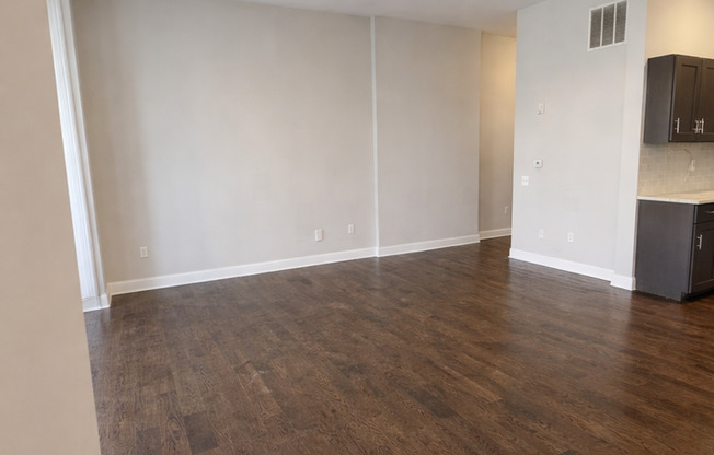 1 bed, 1 bath, 600 sqft, $1,450, Unit 1416-1F