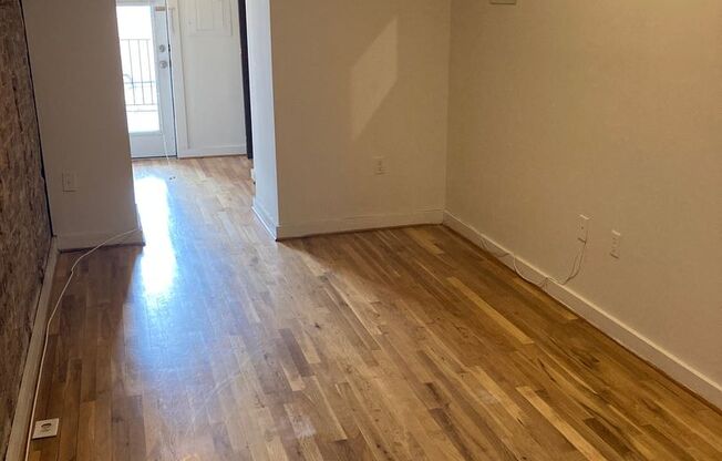 2 beds, 2 baths, 1,000 sqft, $1,799, Unit 22-2