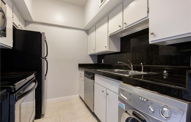 1 bed, 1 bath, 700 sqft, $1,295, Unit 102 Seiders Oak