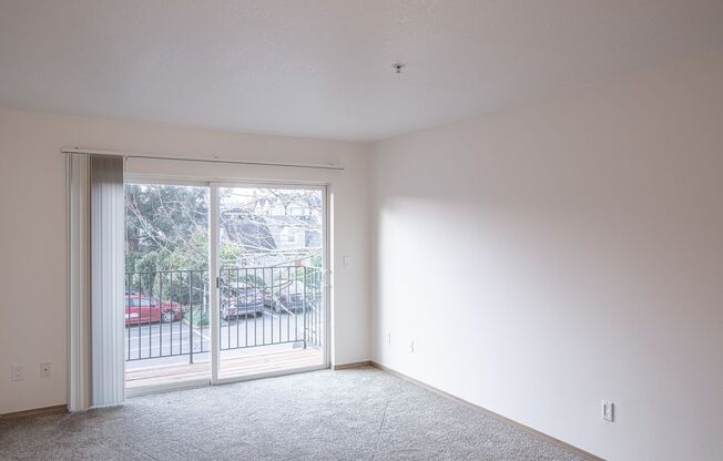 2 beds, 2 baths, 847 sqft, $1,550, Unit 44