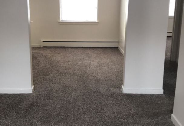 2 beds, 1 bath, 740 sqft, $775, Unit 1500-701