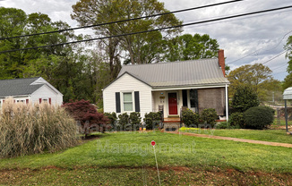 102 W DECATUR ST