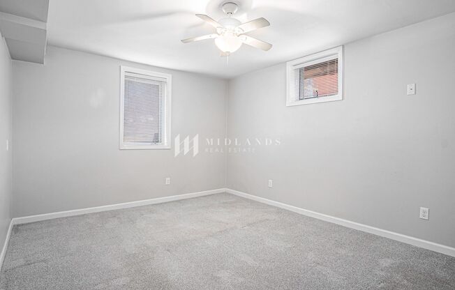 2 beds, 1 bath, $1,400