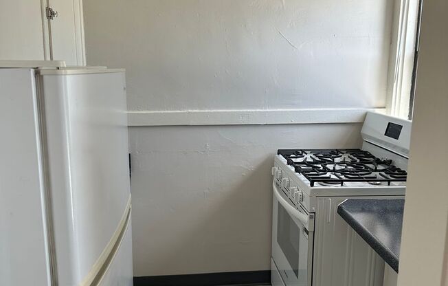 1 bed, 1 bath, 550 sqft, $1,225, Unit 23