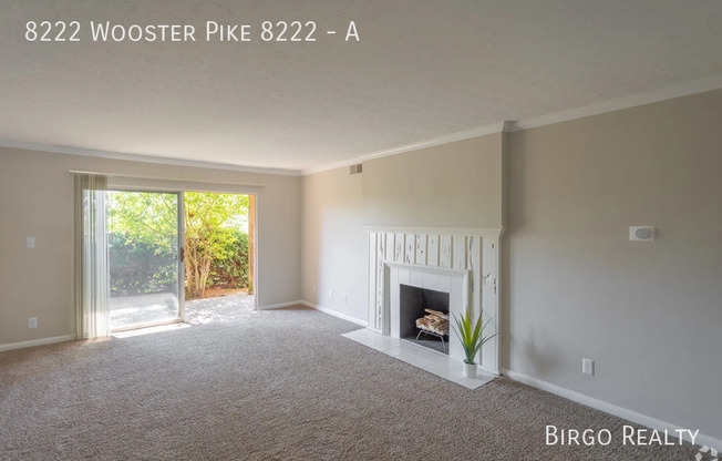 8222 WOOSTER PIKE