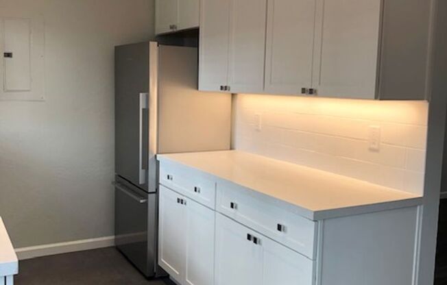 2 beds, 1.5 baths, 1,000 sqft, $3,750, Unit 23