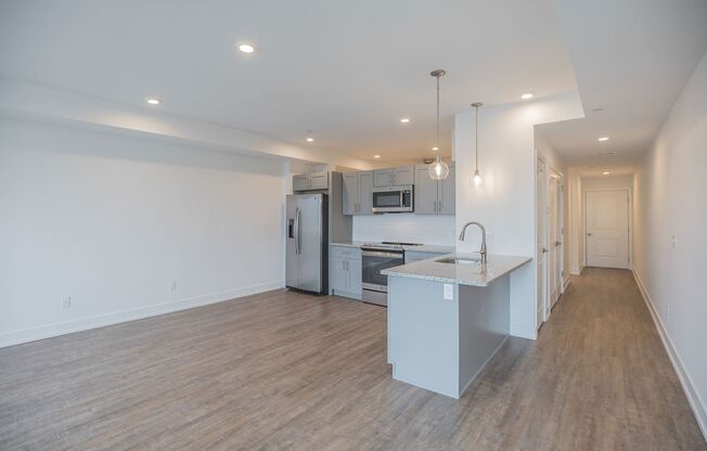 1 bed, 1 bath, 787 sqft, $1,750, Unit Unit 402