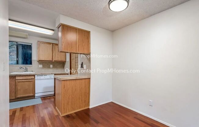 2 beds, 1.5 baths, $1,949