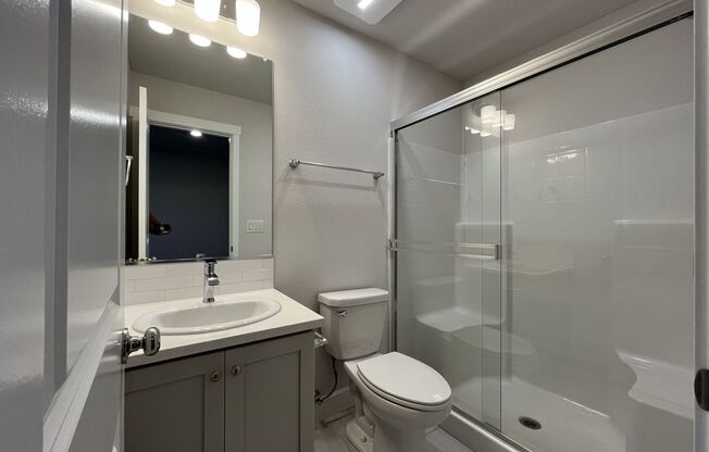4 beds, 3.5 baths, $2,995