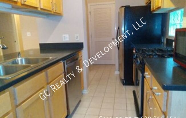 1225 N ORLEANS