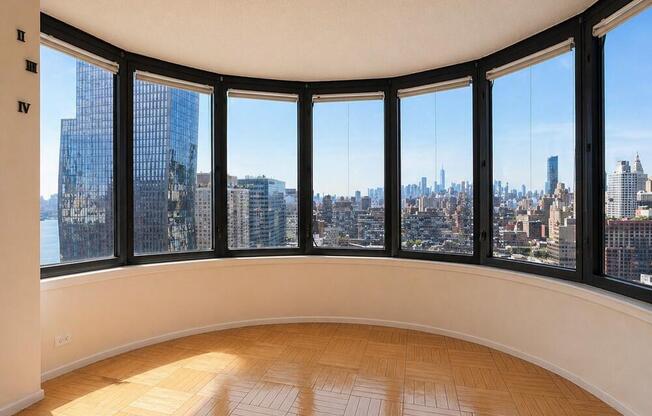 Studio, 1 bath, 520 sqft, $4,000, Unit 33O