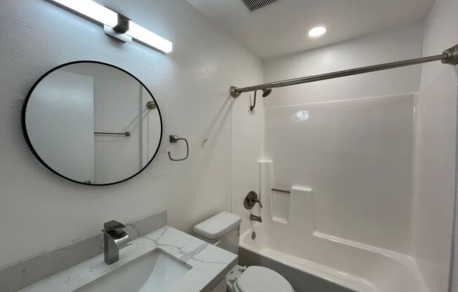 2 beds, 2 baths, 1,100 sqft, $2,098, Unit 202