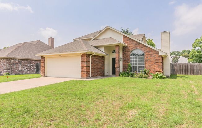 Coming Soon! 2 Story, 3 Bedroom Home in Benbrook