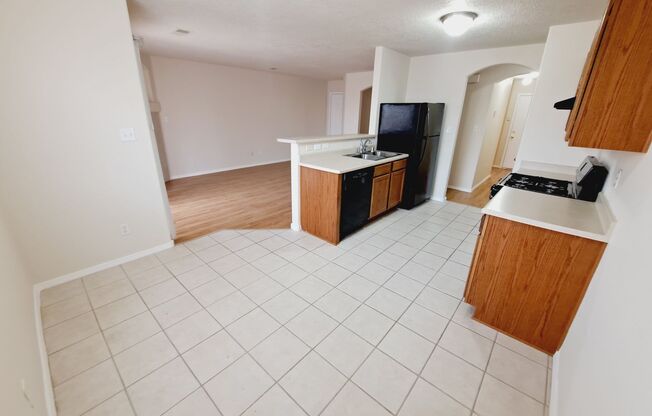 2 beds, 2 baths, $1,795