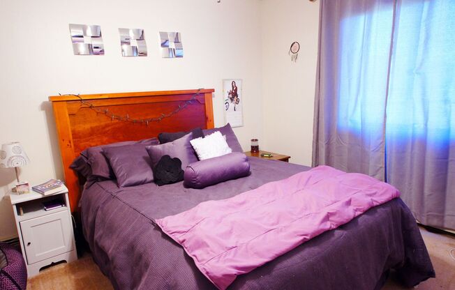 2 beds, 1 bath, 1,050 sqft, $1,375, Unit 3402211