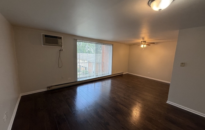 515 E AVE 300