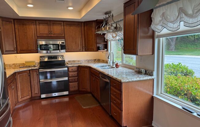 Beautifully updated La Jolla model in Leisure Village