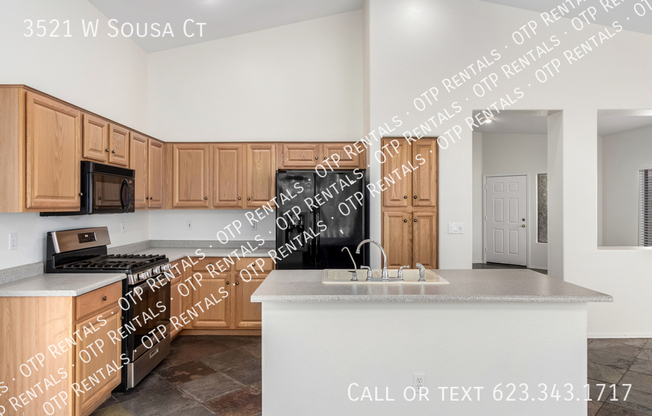 3521 W SOUSA CT
