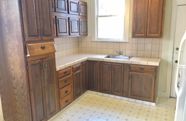 Studio, 1 bath, $2,425, Unit 2