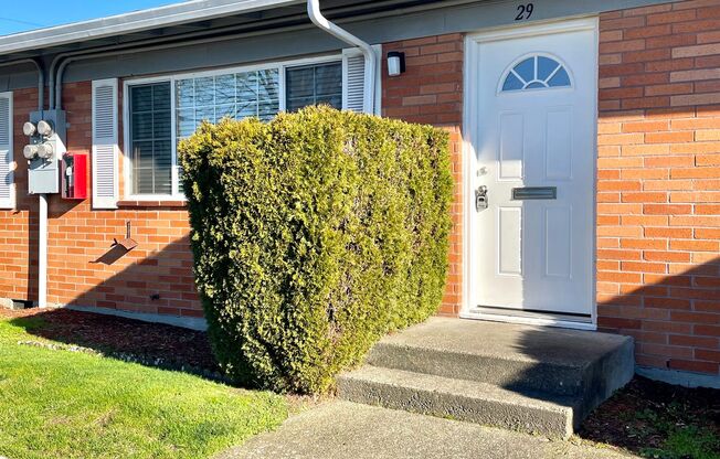 HPPh2415 - Gaiser Court Apartments