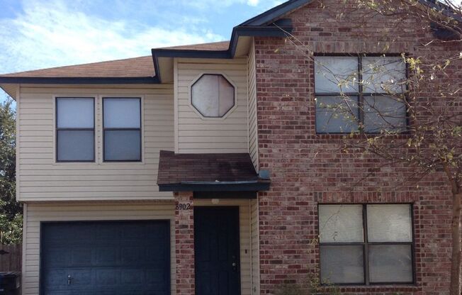 8902 BREEZEFIELD