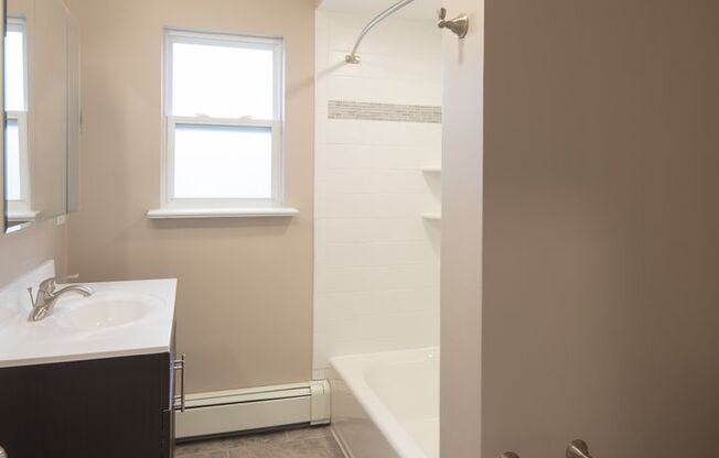 Studio, 1 bath, $1,995, Unit D02