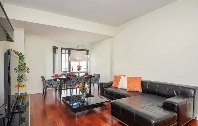 2 beds, 2 baths, 1,125 sqft, $4,000, Unit 503