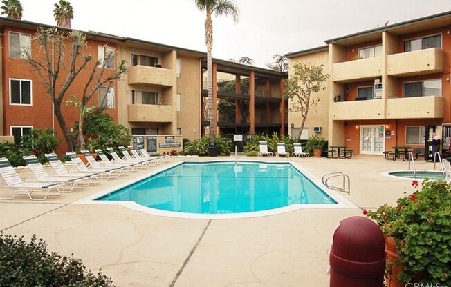 1 bed, 1 bath, 580 sqft, $2,000, Unit 217