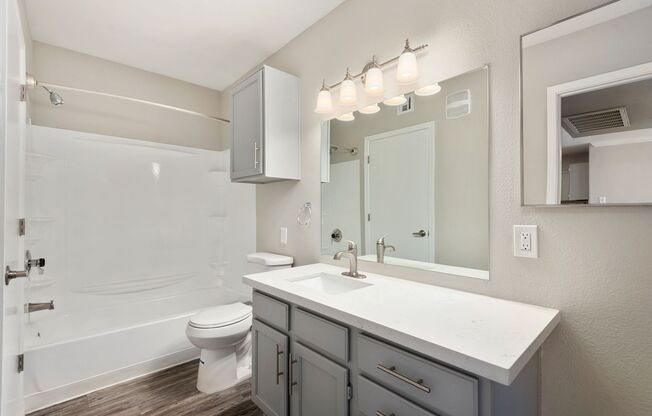 1 bed, 1 bath, 615 sqft, $1,200, Unit 322