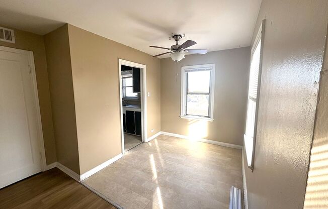 3 beds, 1 bath, $2,200