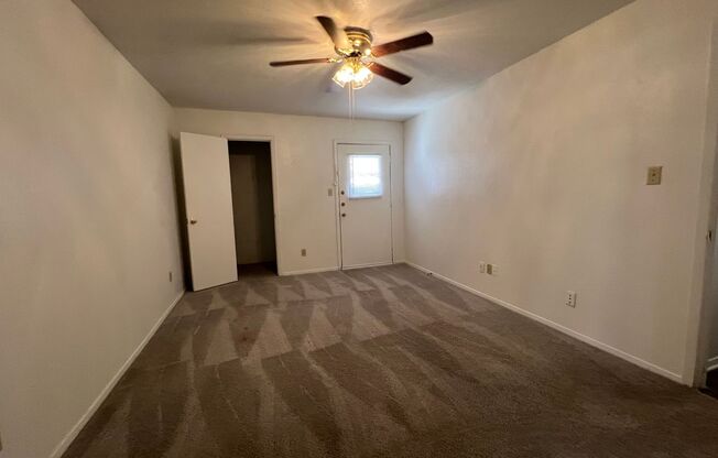 2 beds, 2 baths, 1,000 sqft, $1,315, Unit 1009