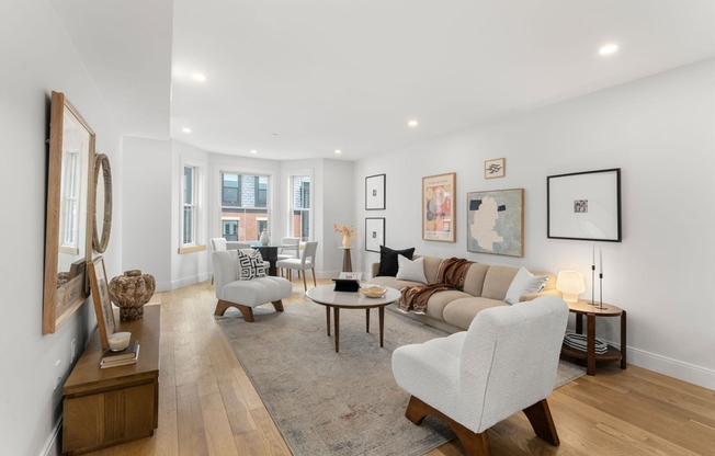 32 ORLEANS ST