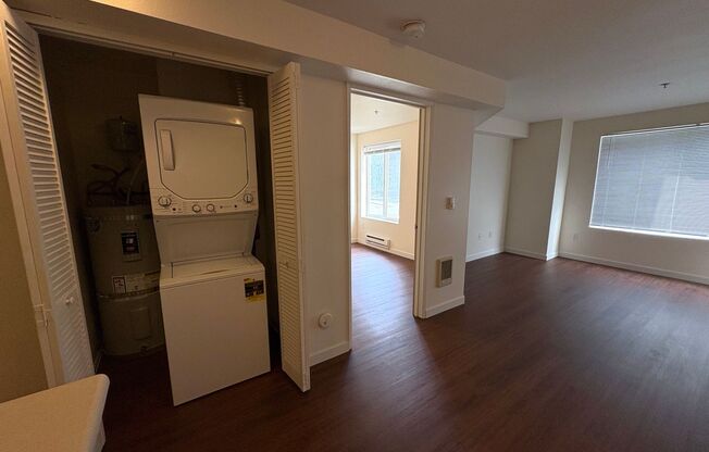 1 bed, 1 bath, 615 sqft, $1,695, Unit 202