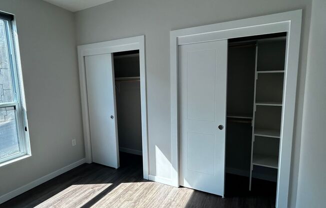 2 beds, 2 baths, 915 sqft, $1,595, Unit 226 - B915 Corner Unit