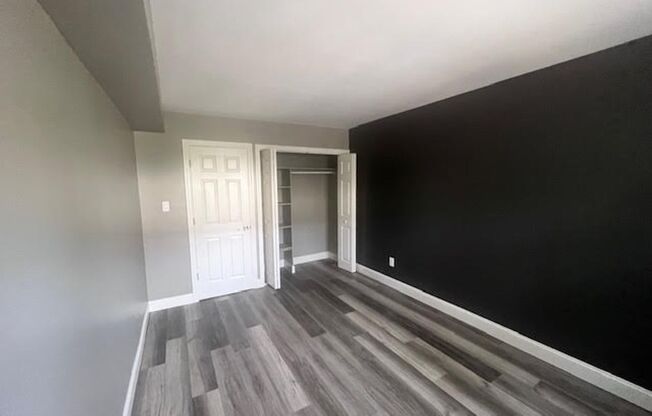 1 bed, 1 bath, 400 sqft, $2,500