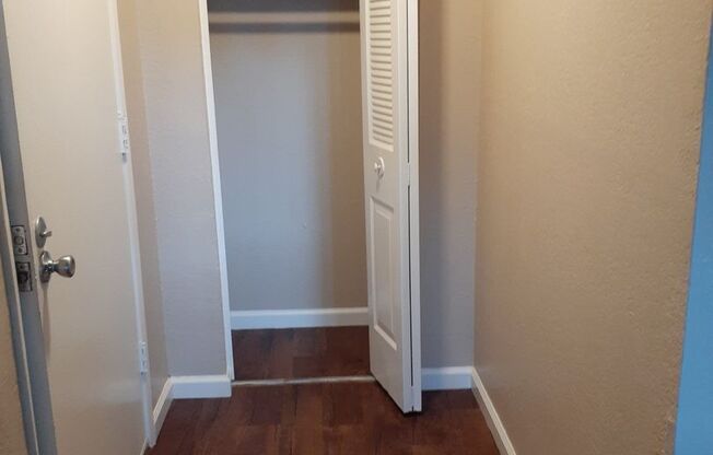 1 bed, 1 bath, 660 sqft, $1,520, Unit 115