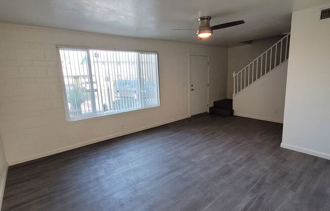 4 beds, 1.5 baths, 1,400 sqft, $2,206, Unit E01