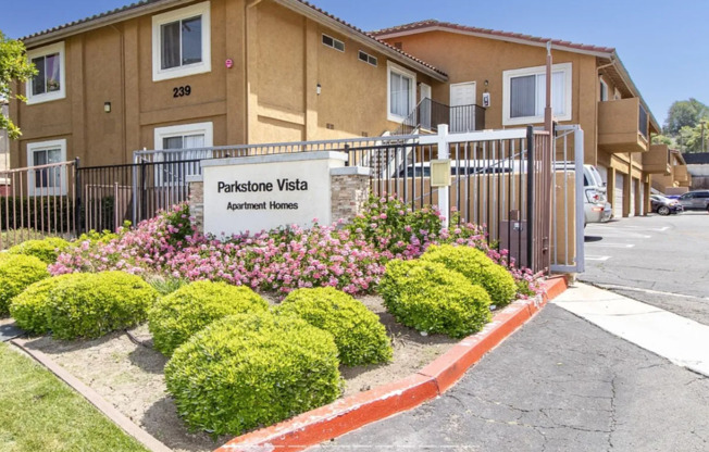 Charming unit in the heart of Vista, CA