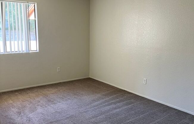 2 beds, 2 baths, 900 sqft, $2,200, Unit 36